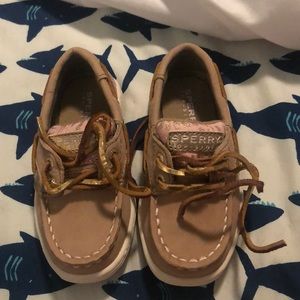 New toddler girl Sperry’s